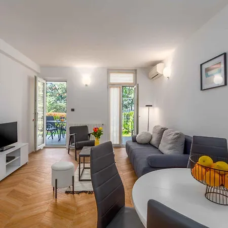 Apartment In Porec - Istrien 10331 Apartment